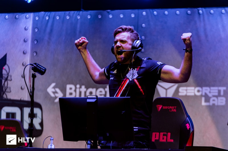 技术底层：解析“多维风控评分”如何决定账号命运。（技术视角透析：多维风控评分如何塑造账号走向）